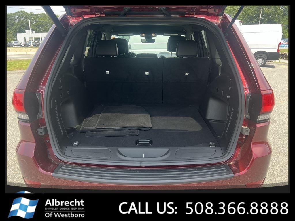 used 2022 Jeep Grand Cherokee car, priced at $29,999