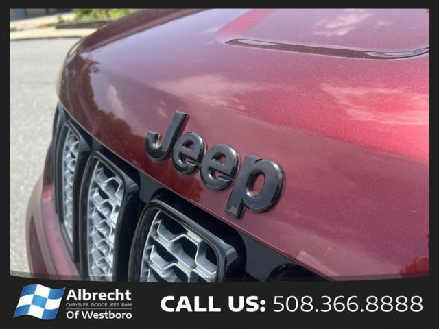 used 2022 Jeep Grand Cherokee car, priced at $32,599