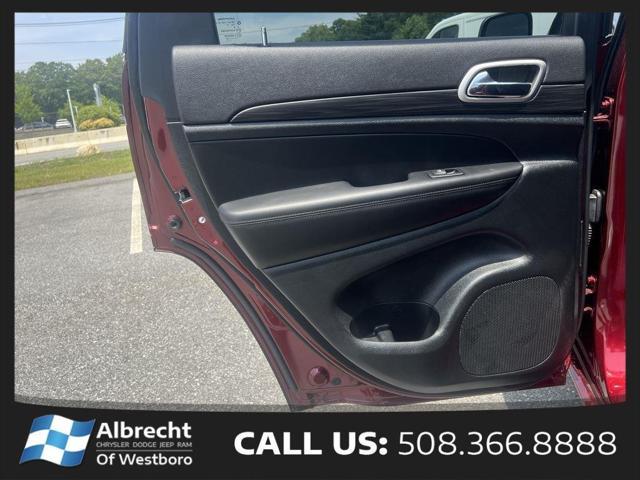 used 2022 Jeep Grand Cherokee car, priced at $31,599
