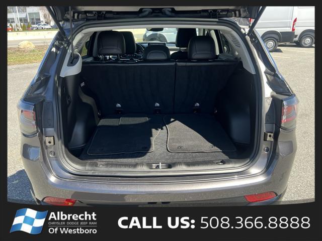 used 2022 Jeep Compass car, priced at $25,999