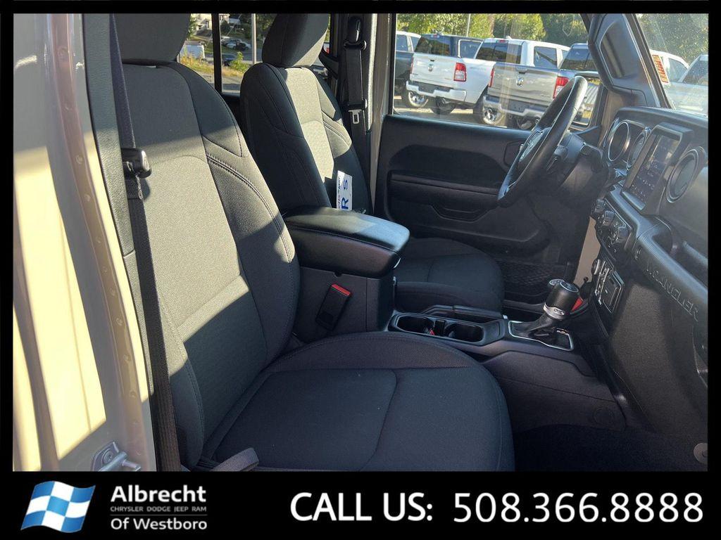 used 2022 Jeep Wrangler Unlimited car, priced at $36,599