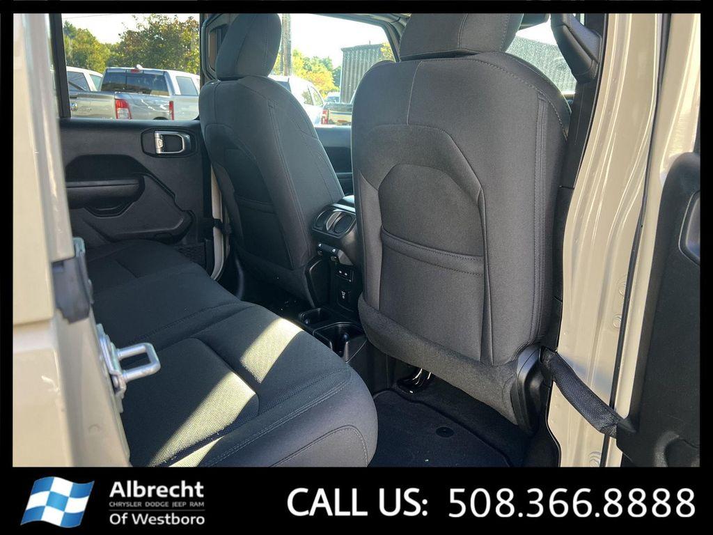 used 2022 Jeep Wrangler Unlimited car, priced at $36,599