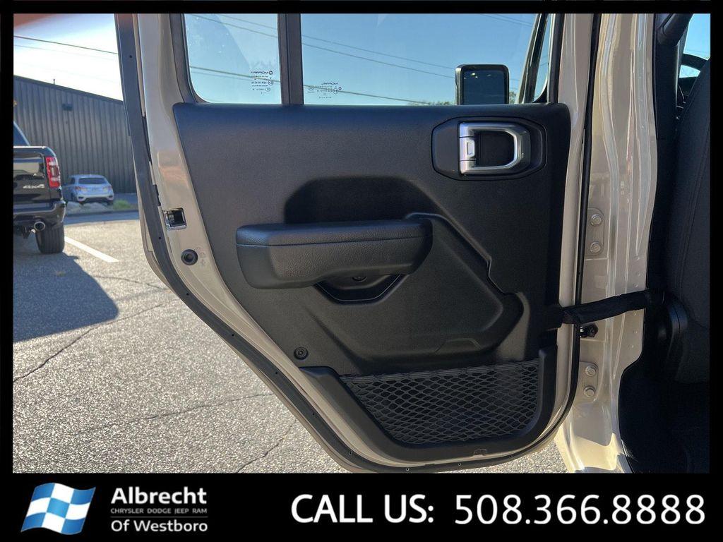 used 2022 Jeep Wrangler Unlimited car, priced at $36,599