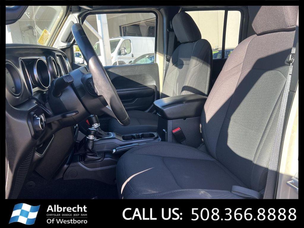 used 2022 Jeep Wrangler Unlimited car, priced at $36,599