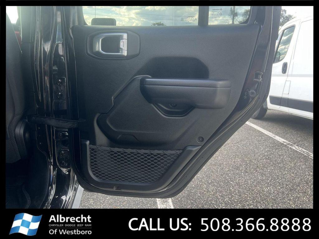 used 2021 Jeep Gladiator car, priced at $38,599