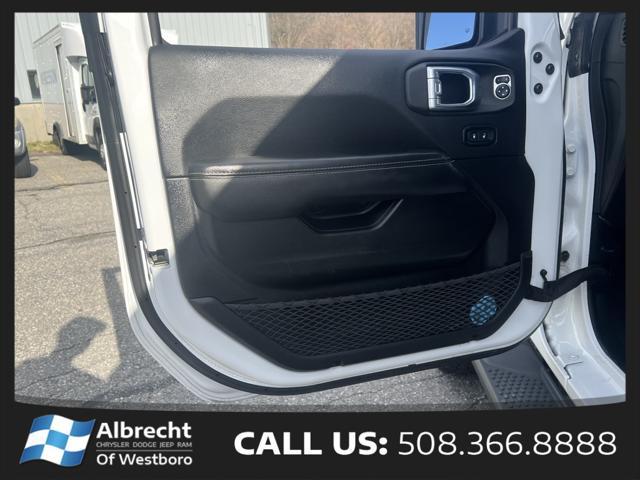 used 2022 Jeep Wrangler Unlimited car, priced at $32,599