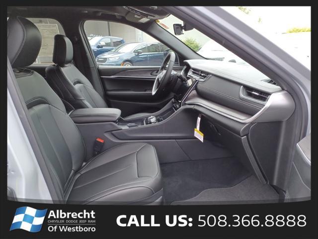 new 2025 Jeep Grand Cherokee car, priced at $41,505