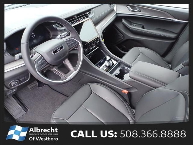 new 2025 Jeep Grand Cherokee car, priced at $41,505