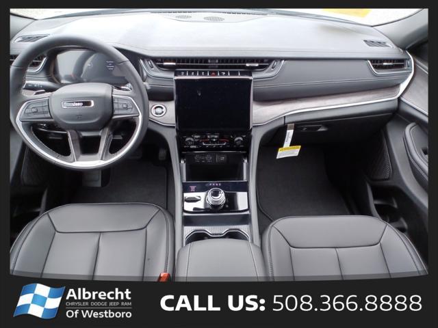 new 2025 Jeep Grand Cherokee car, priced at $41,505