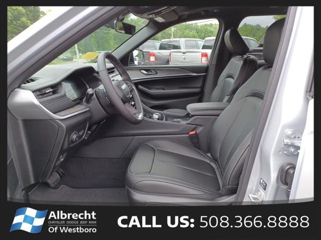 new 2025 Jeep Grand Cherokee car, priced at $41,505