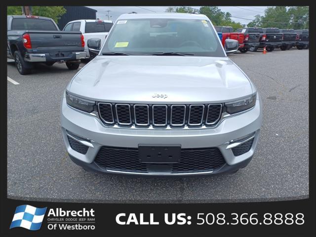 new 2025 Jeep Grand Cherokee car, priced at $41,505