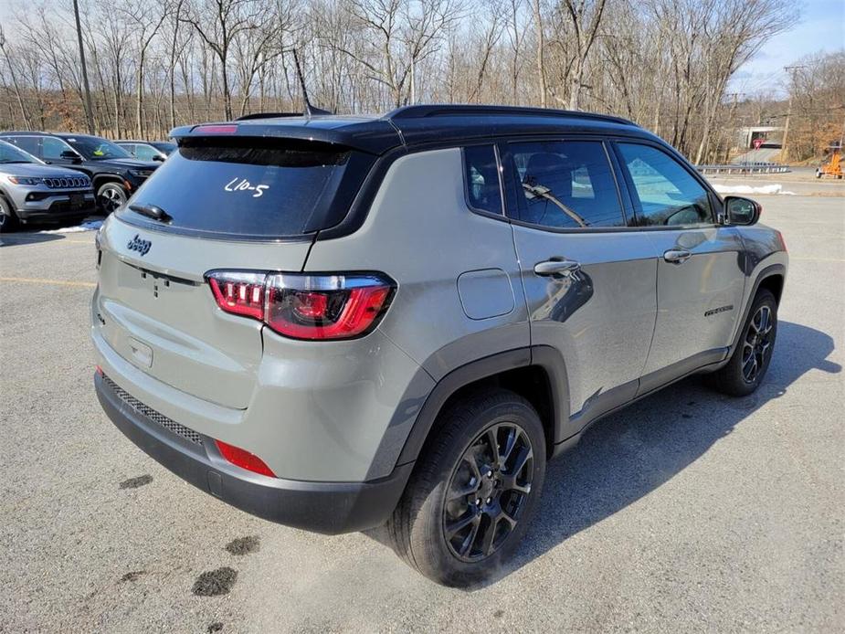 new 2024 Jeep Compass car, priced at $34,353