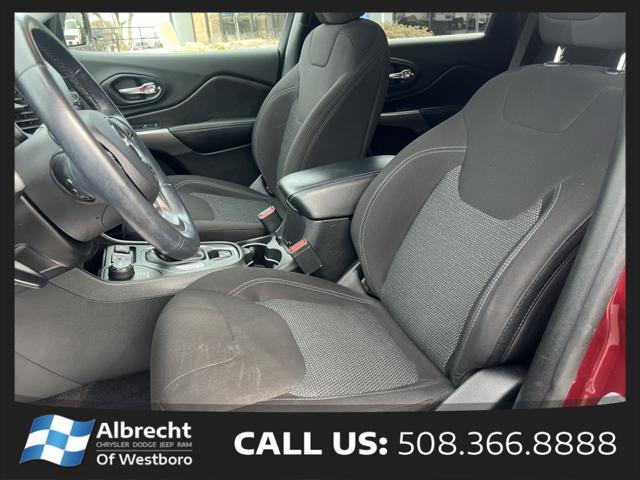 used 2019 Jeep Cherokee car, priced at $17,999