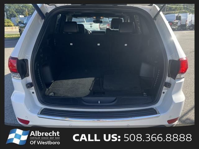 used 2022 Jeep Grand Cherokee car, priced at $31,692