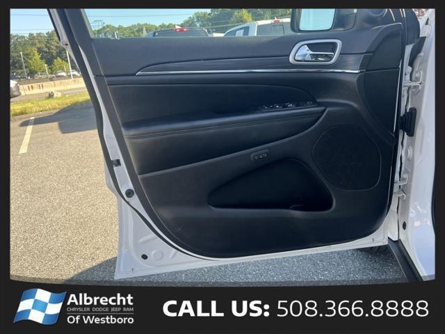used 2022 Jeep Grand Cherokee car, priced at $31,692