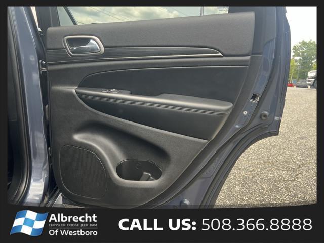 used 2020 Jeep Grand Cherokee car, priced at $30,999