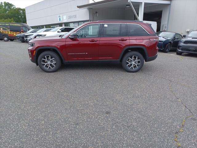new 2025 Jeep Grand Cherokee car, priced at $40,510
