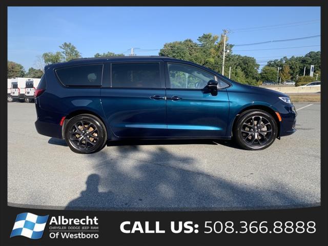 used 2023 Chrysler Pacifica car, priced at $42,999