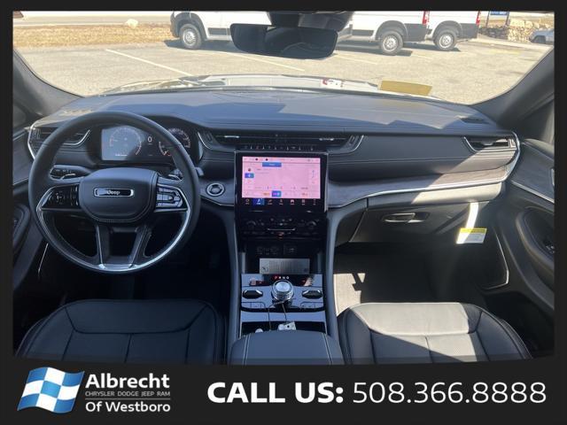 new 2025 Jeep Grand Cherokee L car, priced at $62,380