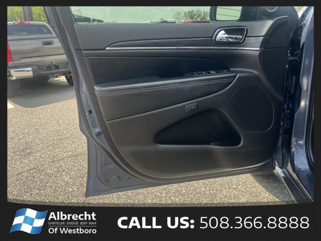 used 2021 Jeep Grand Cherokee car, priced at $28,399
