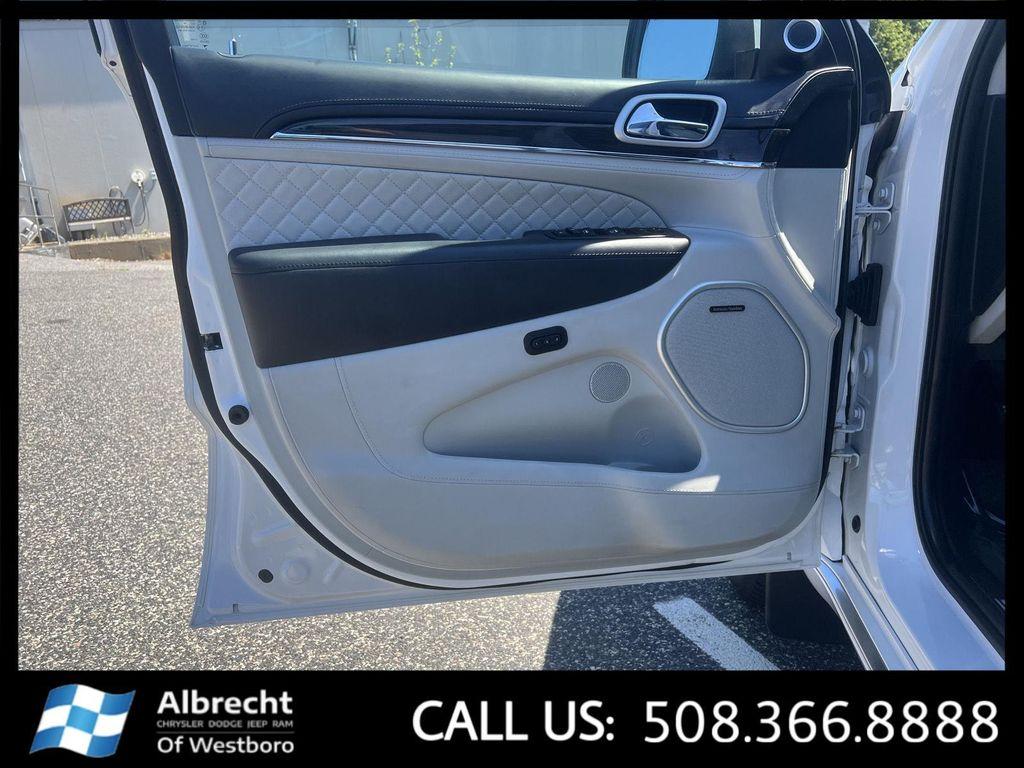 used 2020 Jeep Grand Cherokee car, priced at $27,999