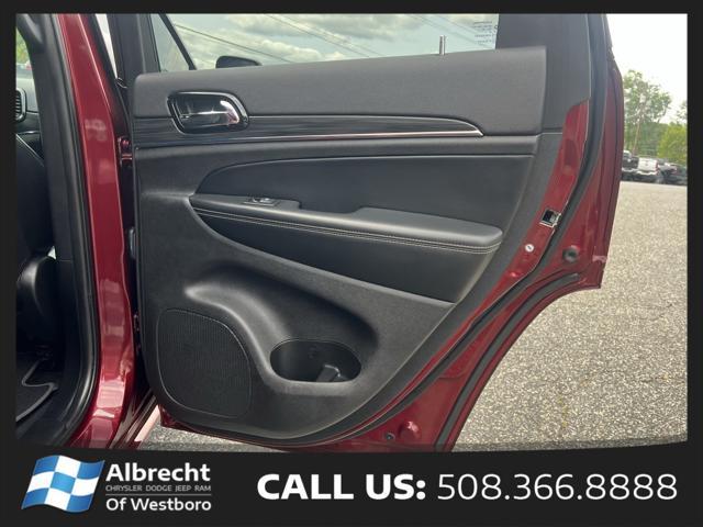 used 2021 Jeep Grand Cherokee car, priced at $31,599