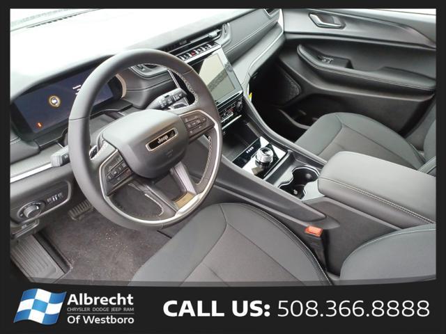 new 2025 Jeep Grand Cherokee car, priced at $33,470