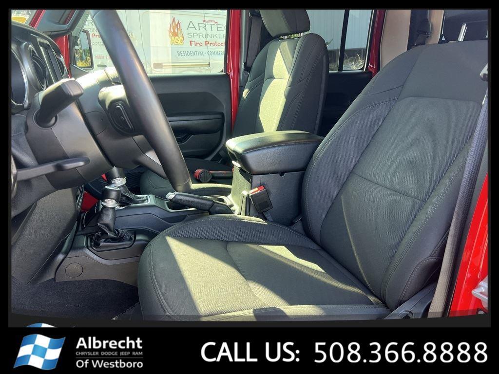 used 2021 Jeep Gladiator car, priced at $31,999