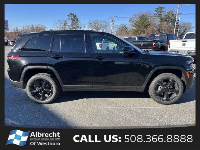 new 2025 Jeep Grand Cherokee car, priced at $48,535