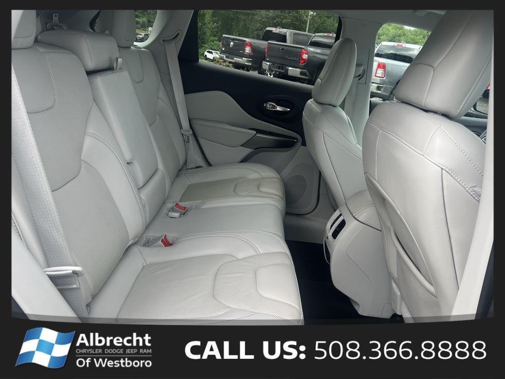 used 2021 Jeep Cherokee car, priced at $23,999