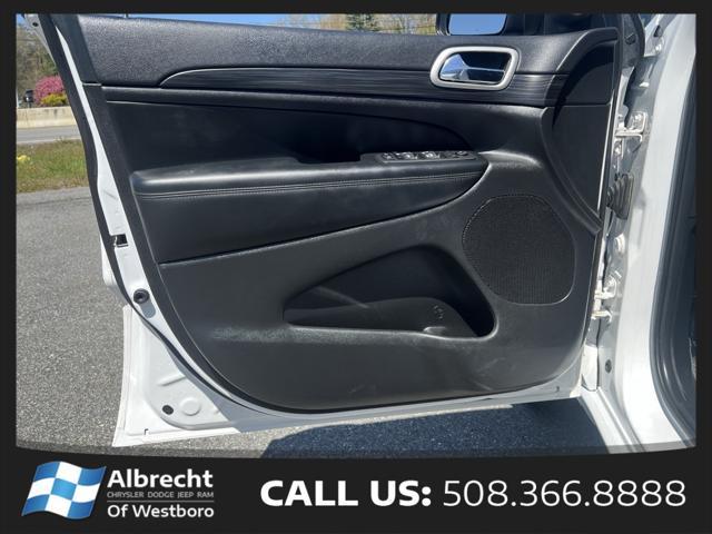 used 2022 Jeep Grand Cherokee car, priced at $32,999