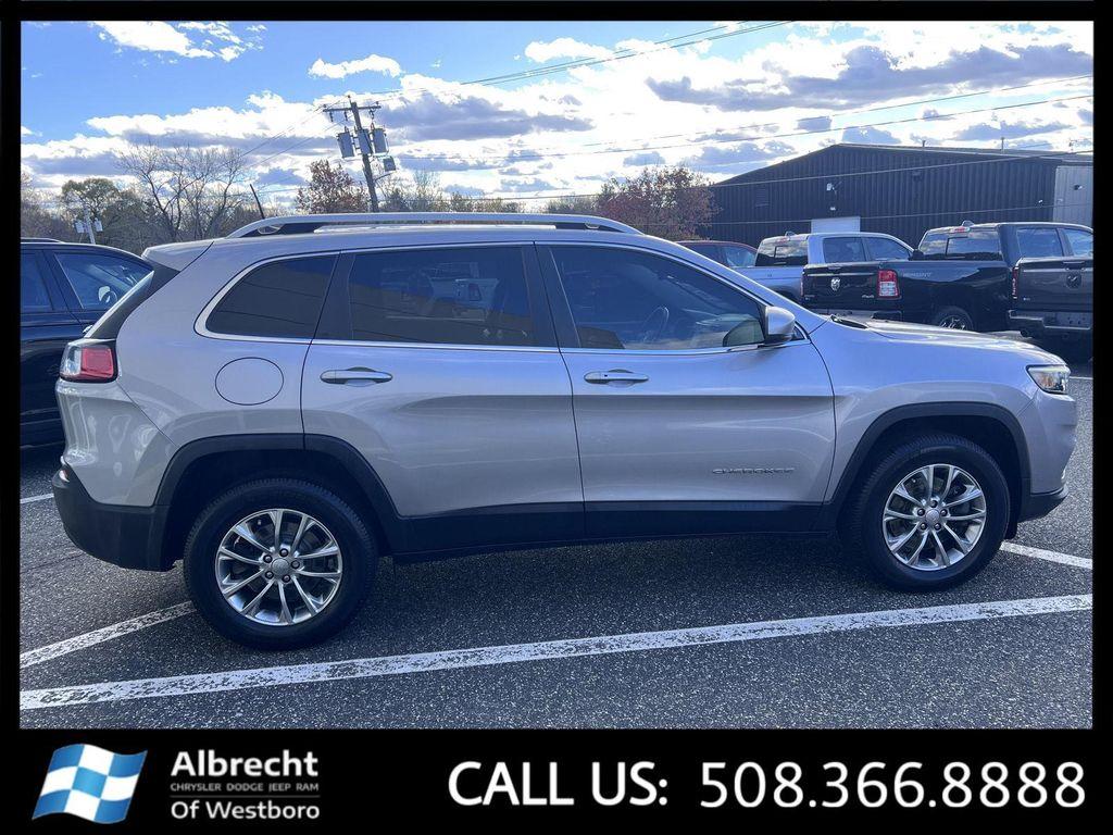 used 2019 Jeep Cherokee car, priced at $15,994