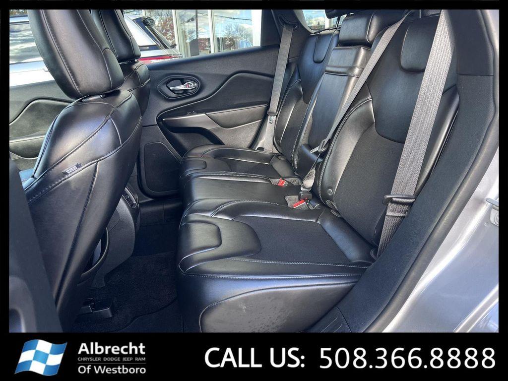 used 2019 Jeep Cherokee car, priced at $15,994