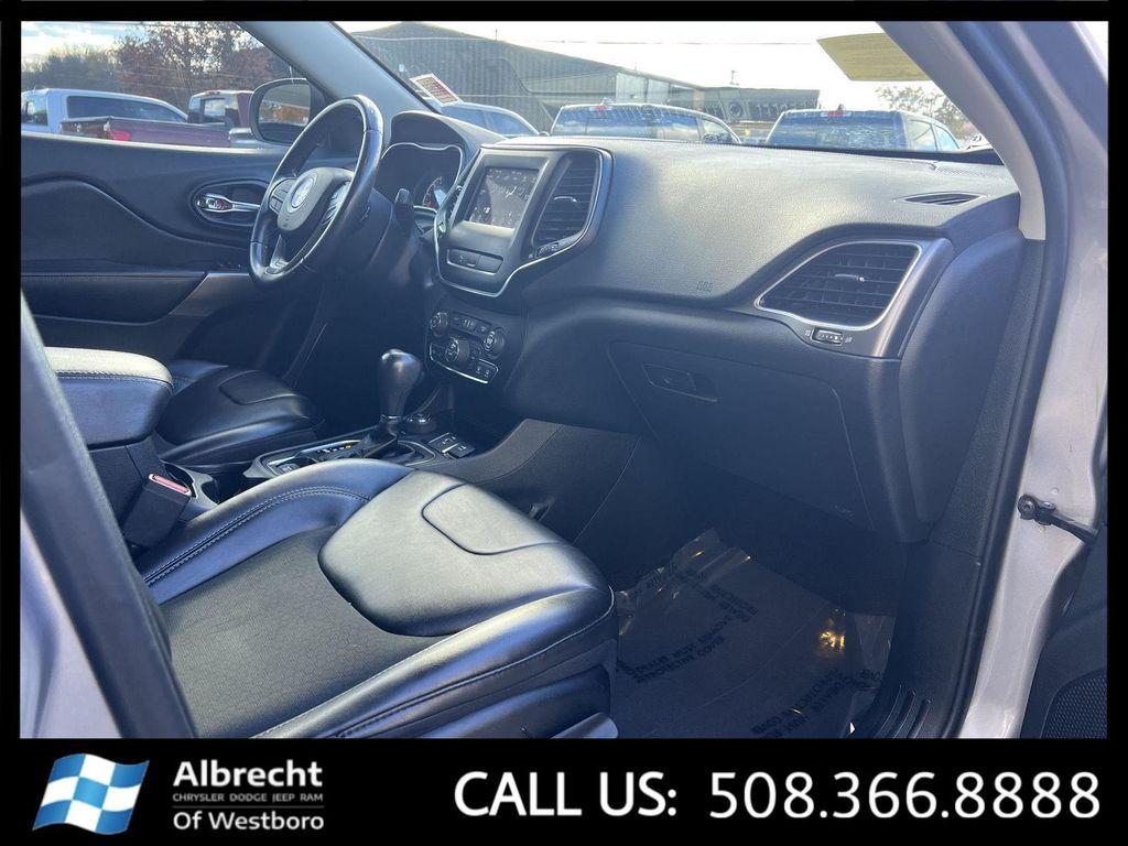 used 2019 Jeep Cherokee car, priced at $15,994