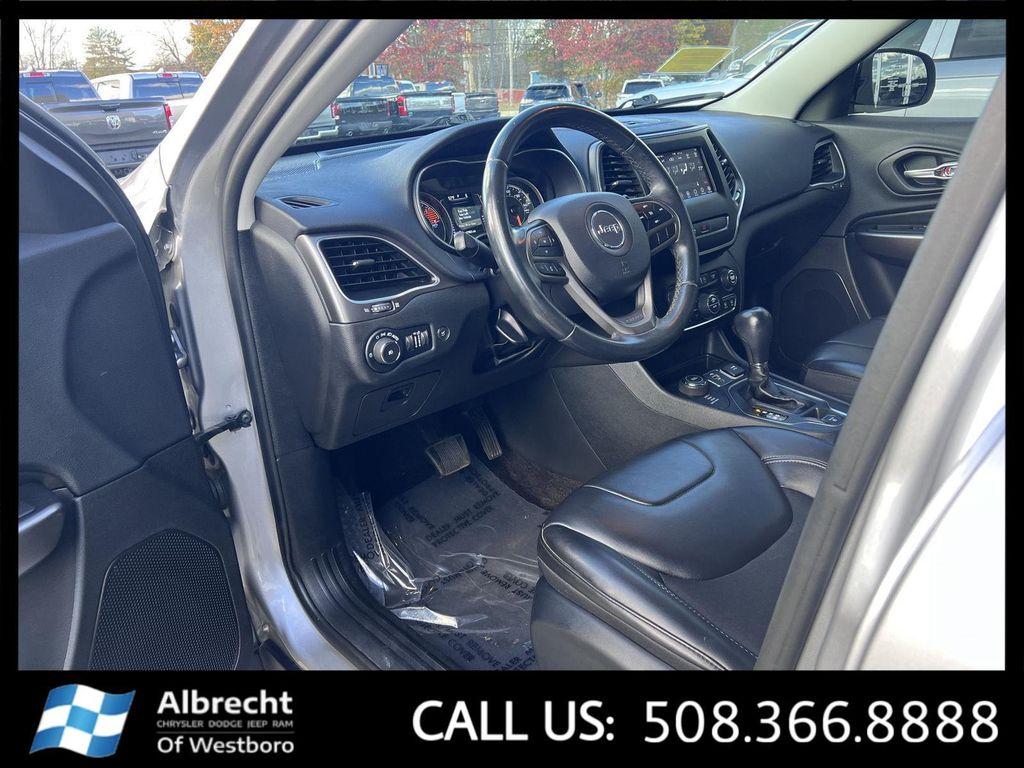 used 2019 Jeep Cherokee car, priced at $15,994
