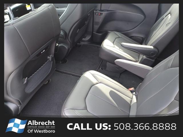 new 2025 Chrysler Pacifica car, priced at $45,510