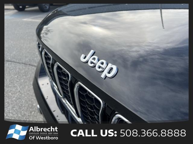 new 2025 Jeep Grand Cherokee car, priced at $57,646