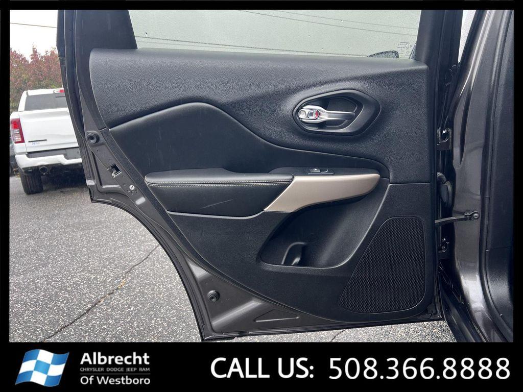 used 2017 Jeep Cherokee car, priced at $18,699