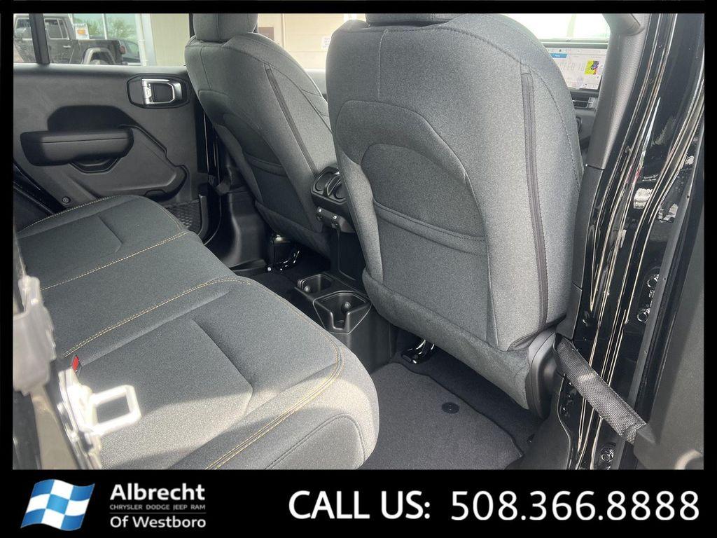 new 2025 Jeep Wrangler car, priced at $44,149