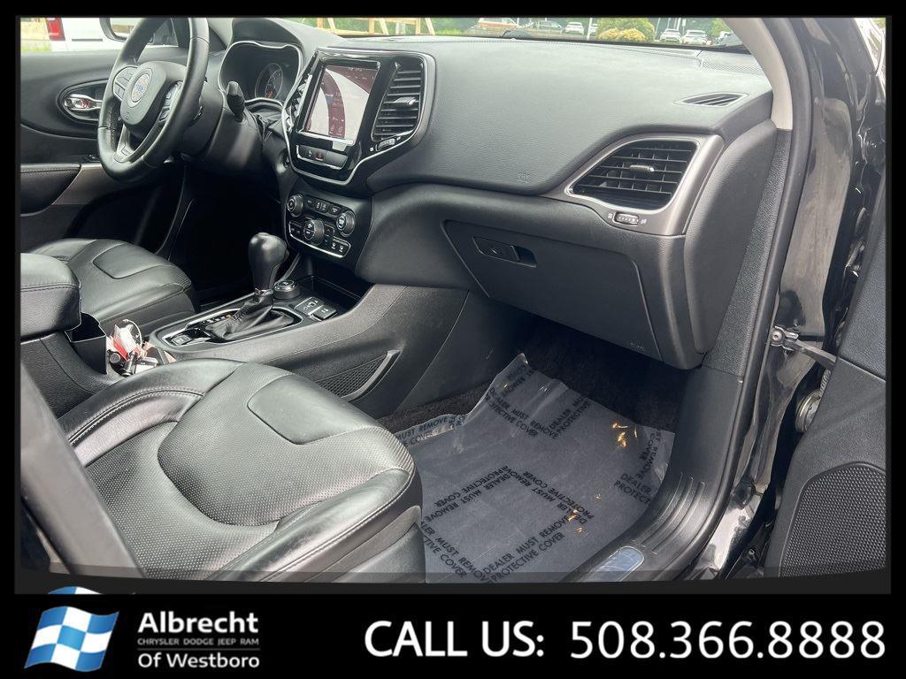 used 2019 Jeep Cherokee car, priced at $18,999