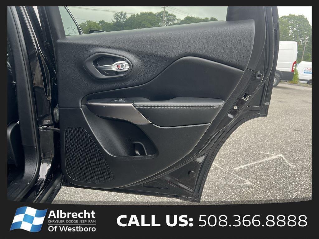 used 2019 Jeep Cherokee car, priced at $20,941