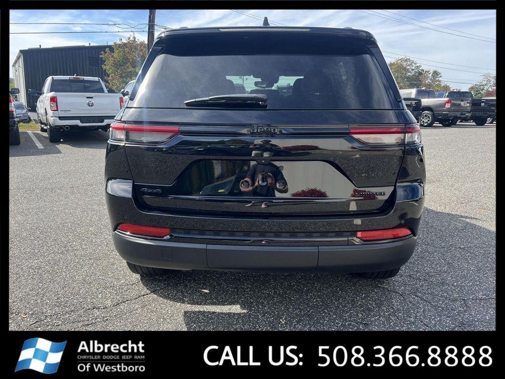used 2023 Jeep Grand Cherokee car, priced at $30,399