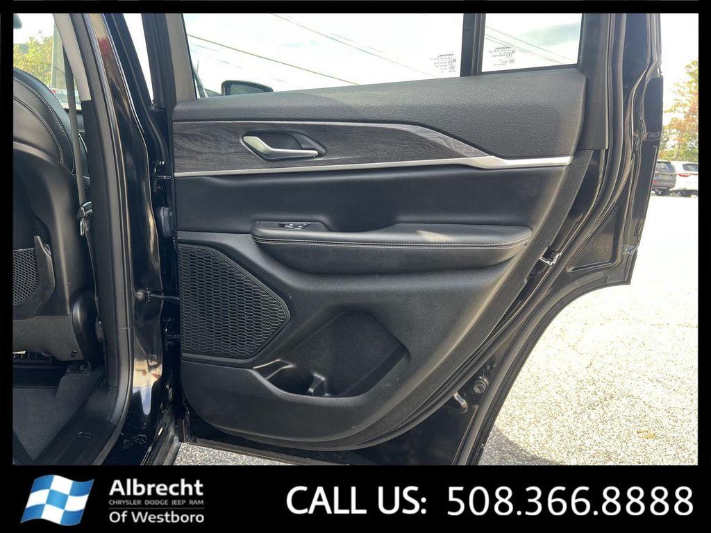 used 2023 Jeep Grand Cherokee car, priced at $30,399