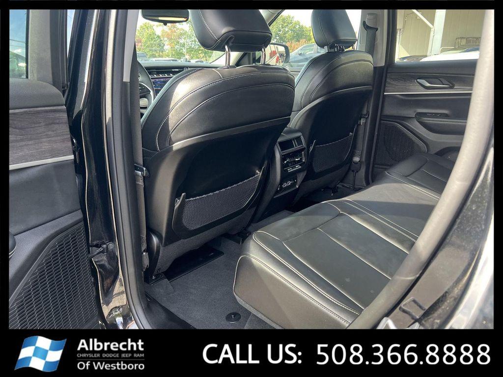 used 2023 Jeep Grand Cherokee car, priced at $30,399