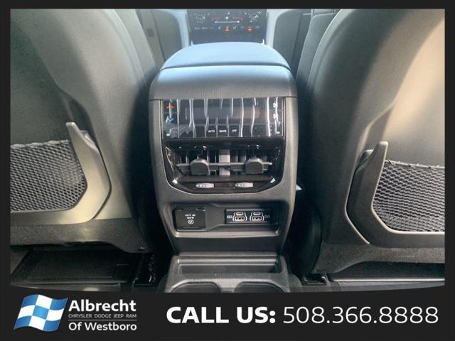 new 2024 Jeep Grand Cherokee L car, priced at $54,910