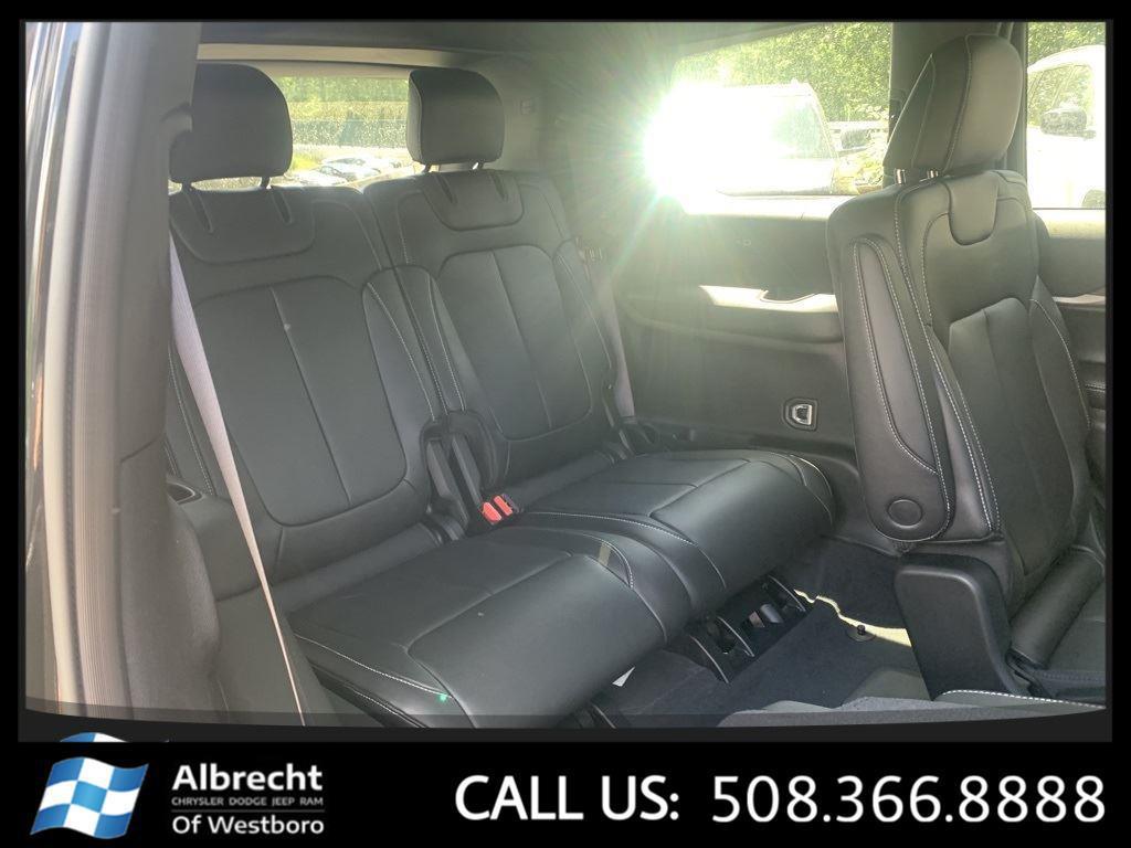 new 2024 Jeep Grand Cherokee L car, priced at $54,910