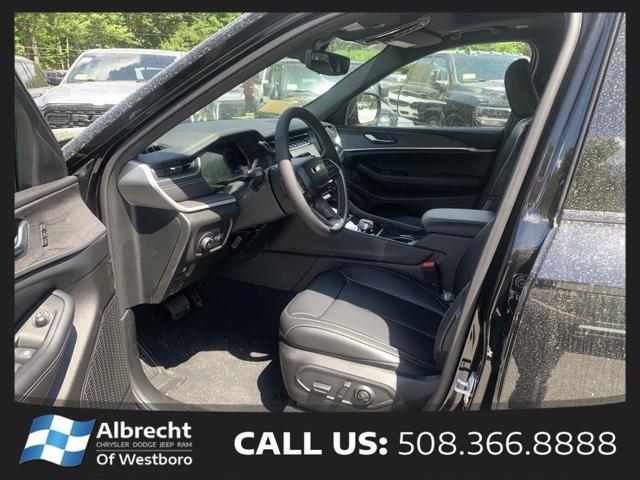 new 2024 Jeep Grand Cherokee L car, priced at $54,910