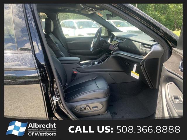 new 2024 Jeep Grand Cherokee L car, priced at $54,910