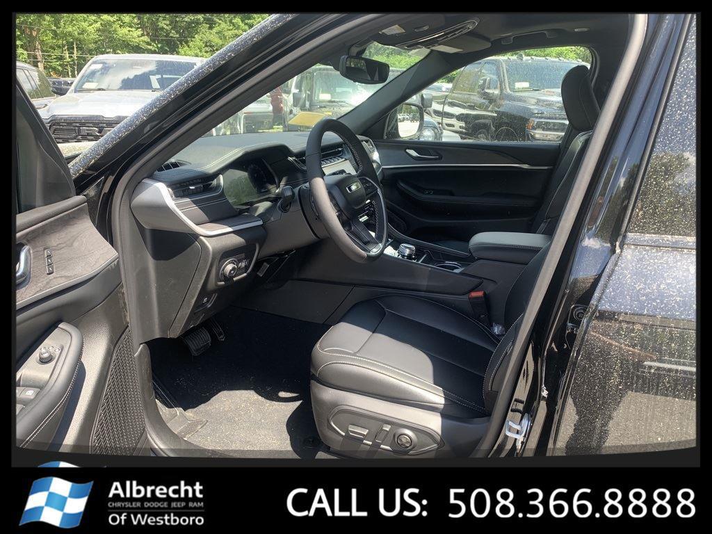 new 2024 Jeep Grand Cherokee L car, priced at $54,910