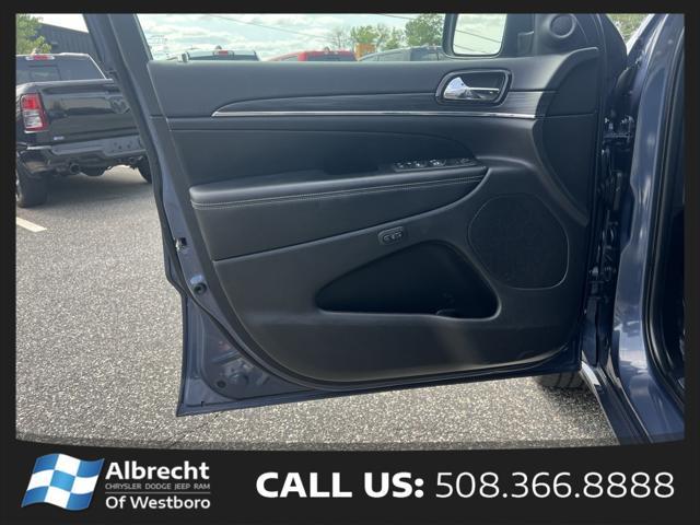 used 2021 Jeep Grand Cherokee car, priced at $28,699